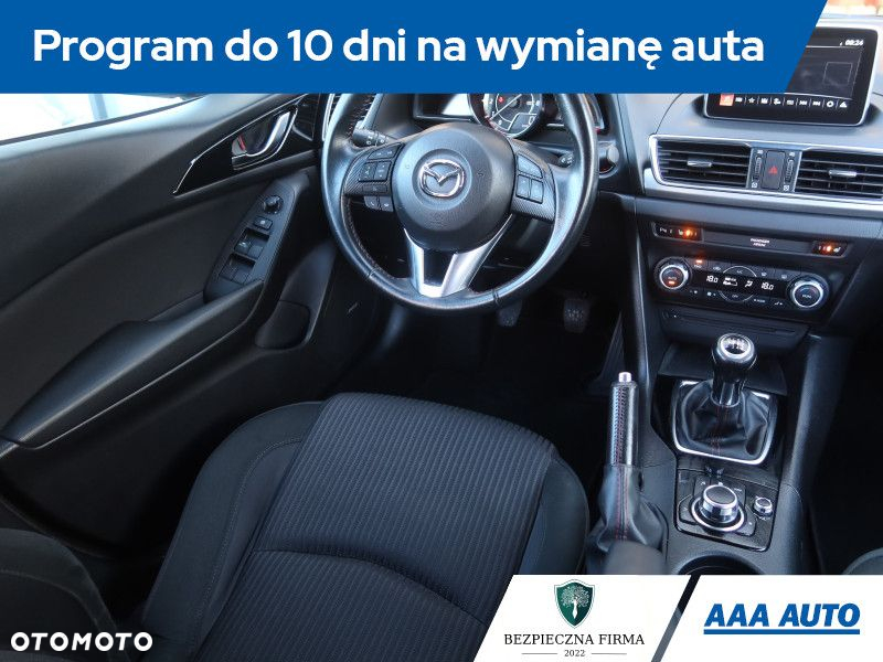 Mazda 3 - 8
