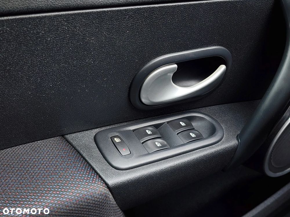 Renault Clio 1.2 TCE Rip Curl - 16