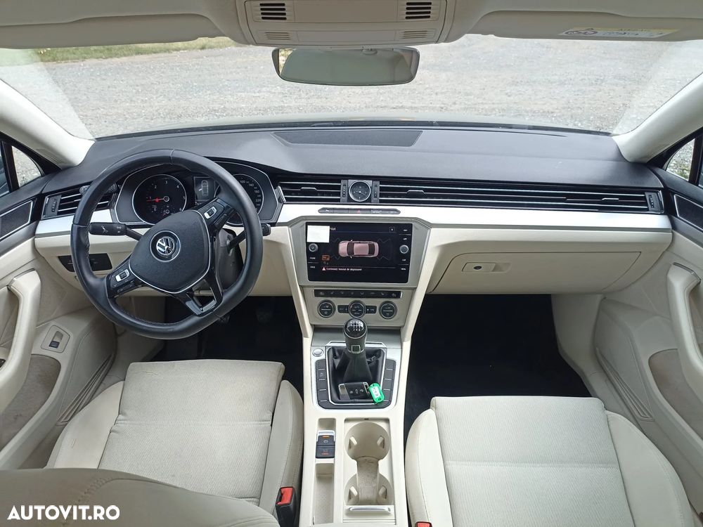 Volkswagen Passat - 9