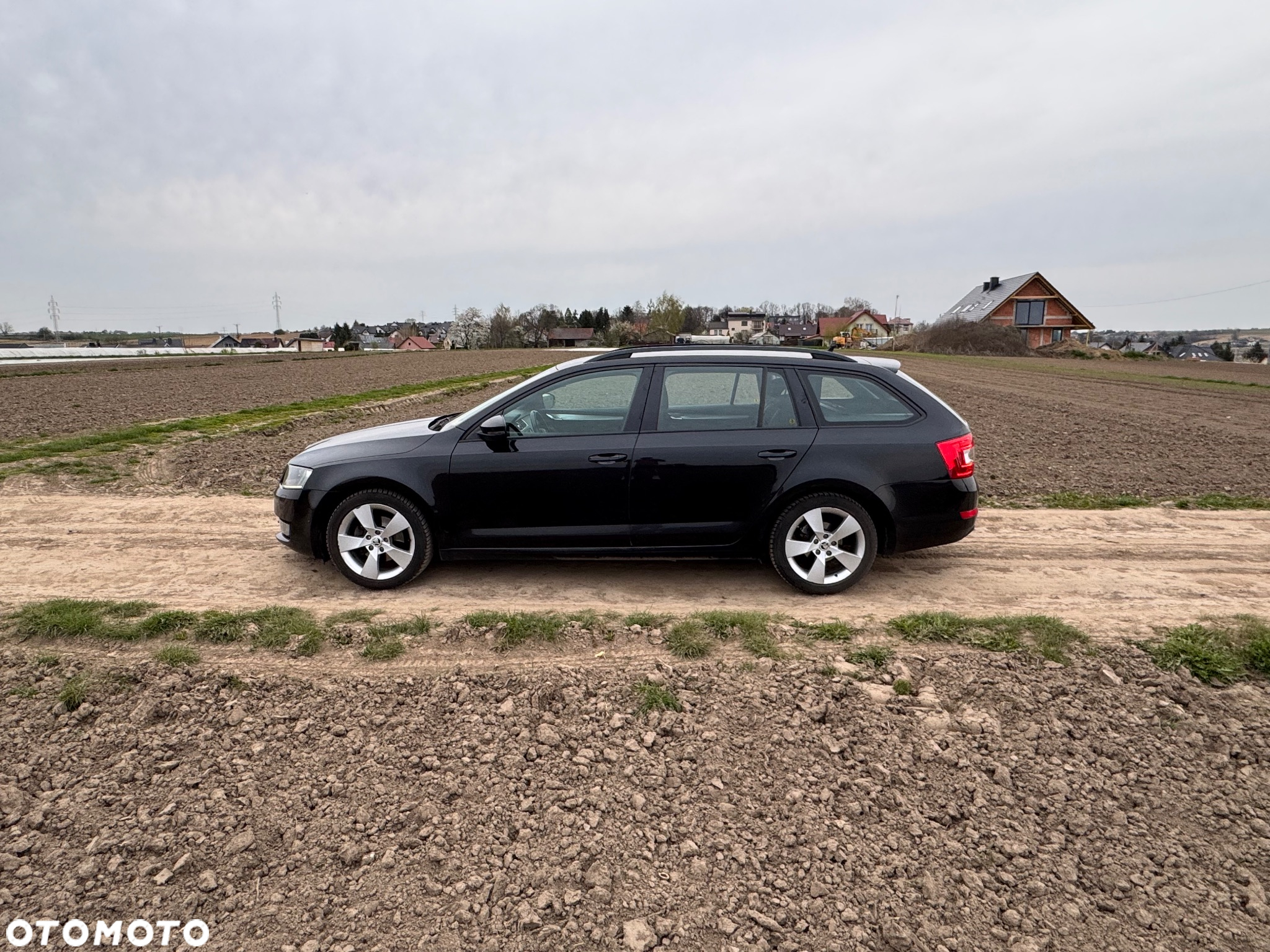 Skoda Octavia 2.0 TDI Style DSG - 4