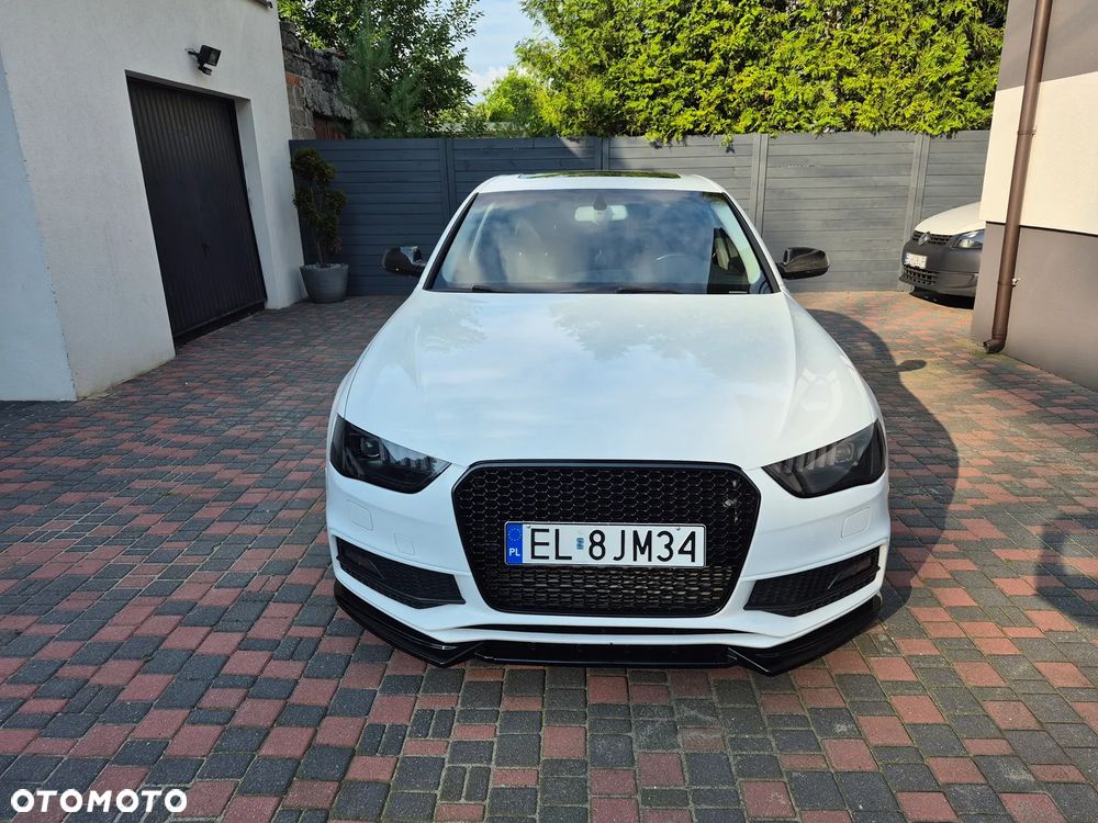 Audi A4 Limousine - 14