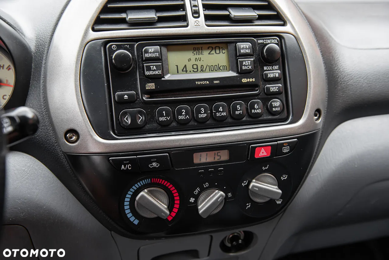Toyota RAV4 2.0 VVT-i Sol - 19