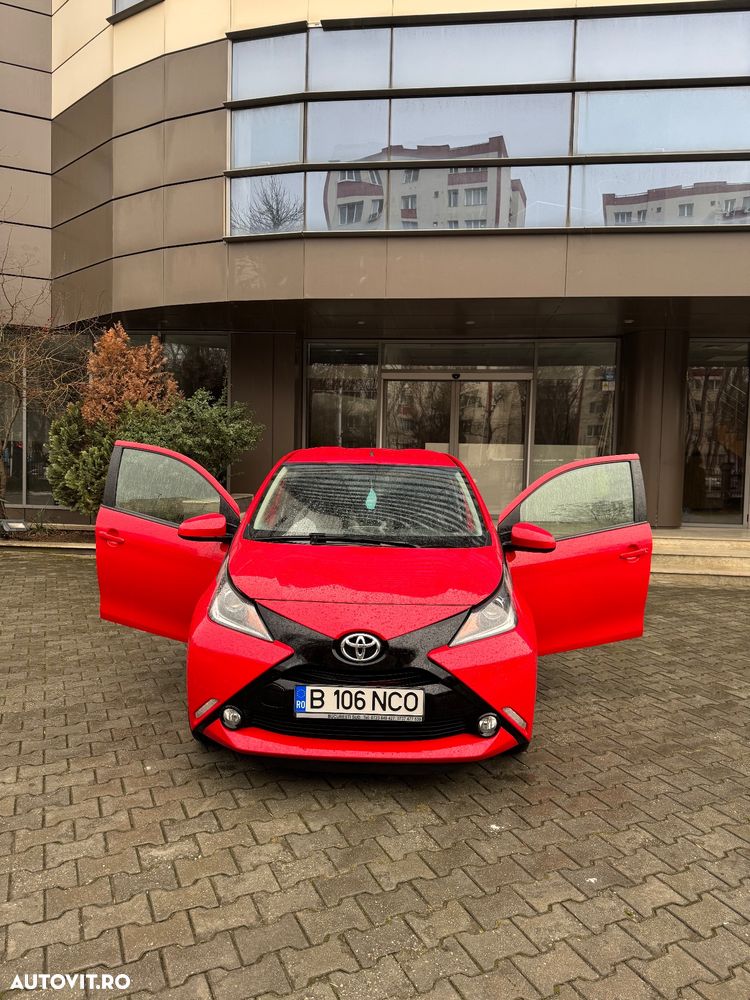 Toyota Aygo 1.0 X - wave - 2