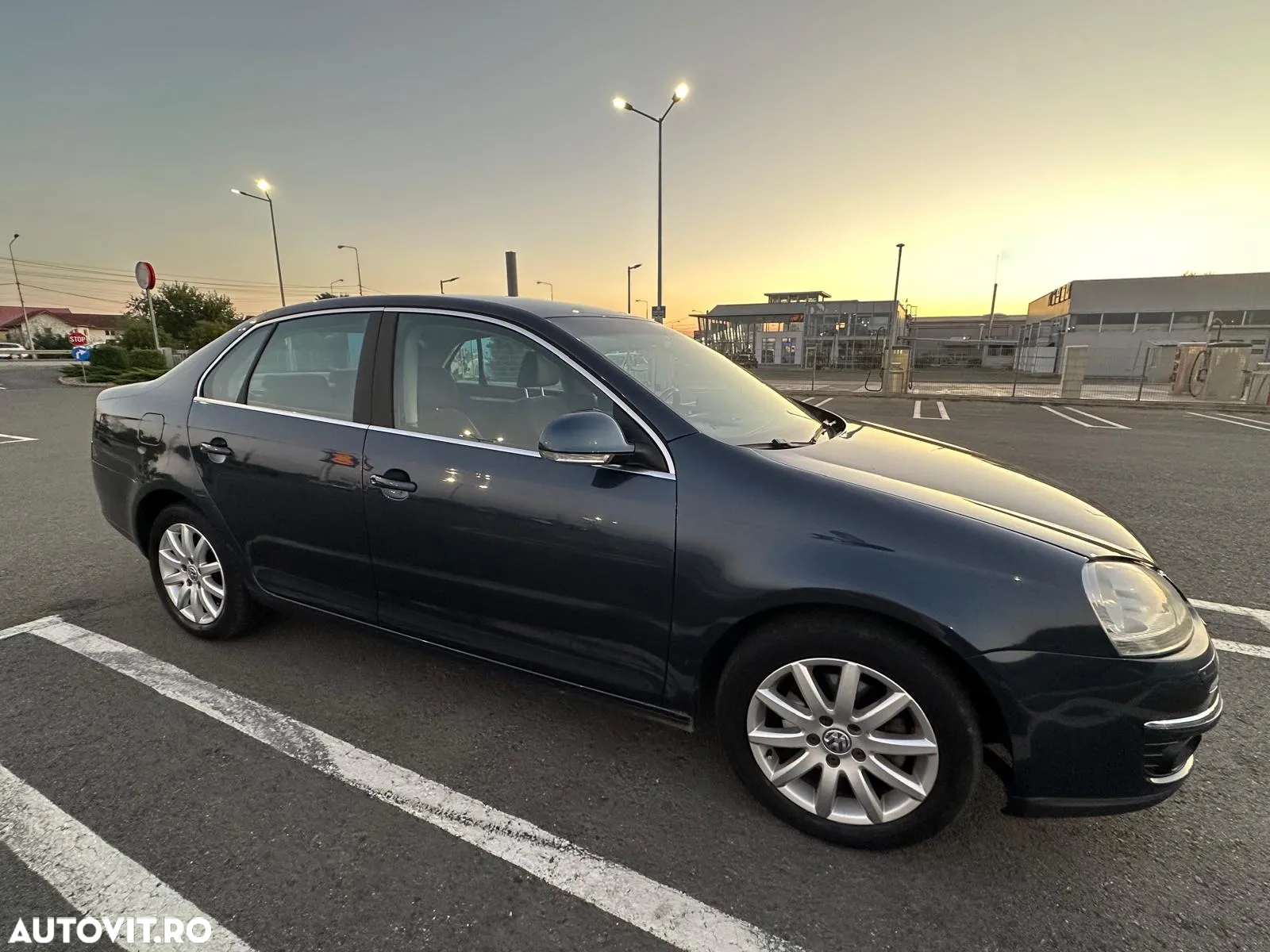 Volkswagen Jetta 1.4 TSI Comfortline - 12