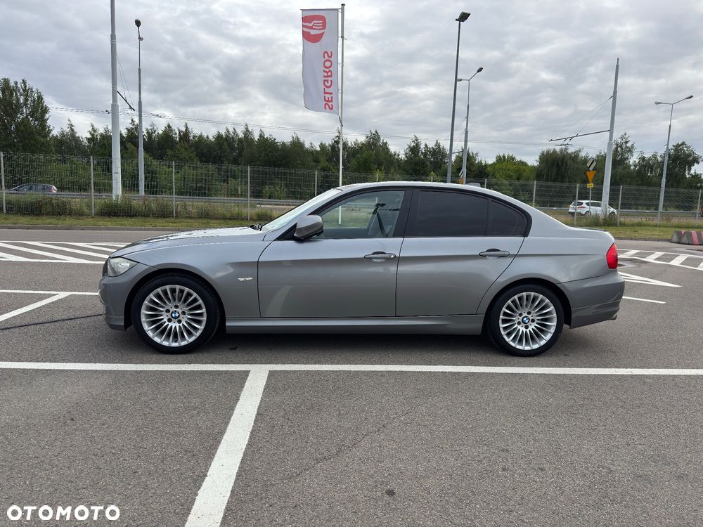 BMW Seria 3 320d - 4