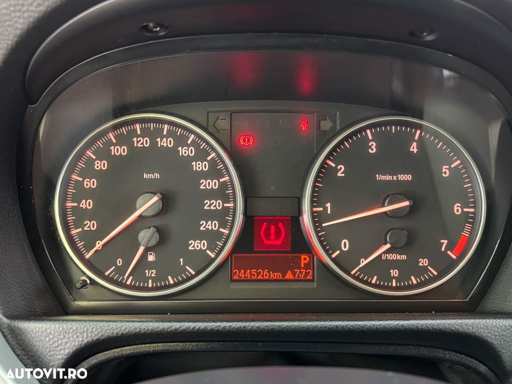 BMW Seria 3 318i Aut. Edition Exclusive - 14