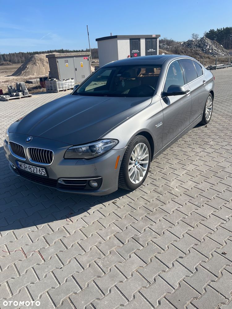 BMW Seria 5 528i xDrive - 17