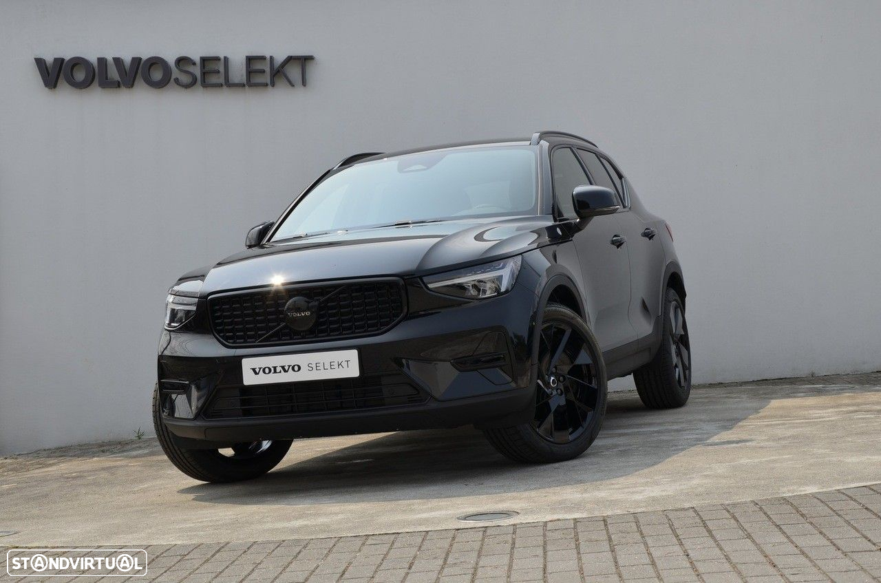Volvo XC 40 2.0 B3 Black Edition - 23