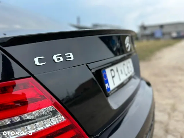 Mercedes-Benz Klasa C 63 AMG 7G-TRONIC - 5