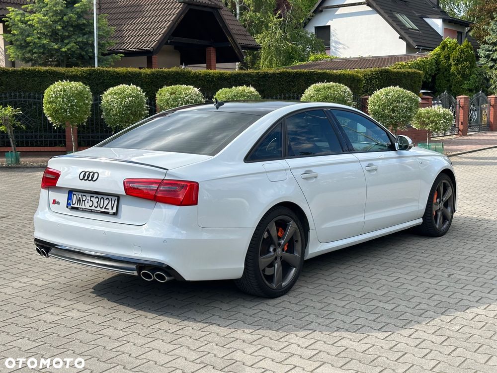 Audi S6 Limousine - 14