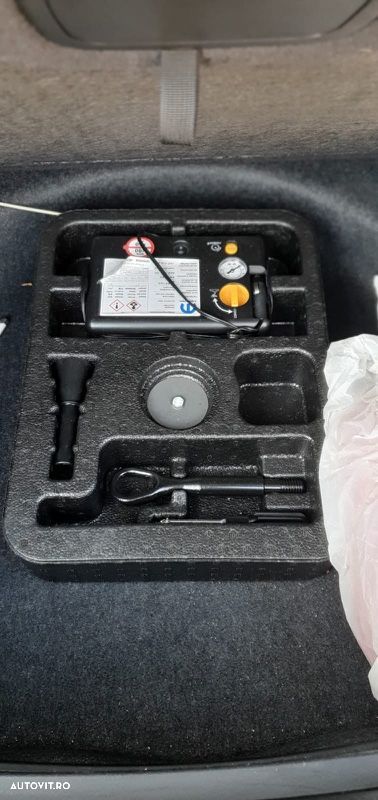 Jeep Compass 2.0 M-Jet 4x4 AT Limited - 12