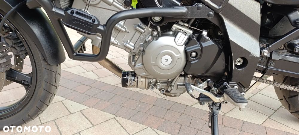 Suzuki V-STROM - 37