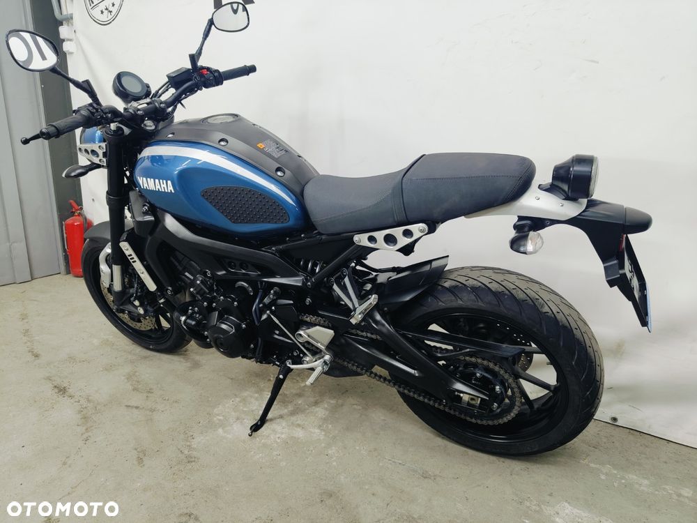 Yamaha XSR - 25