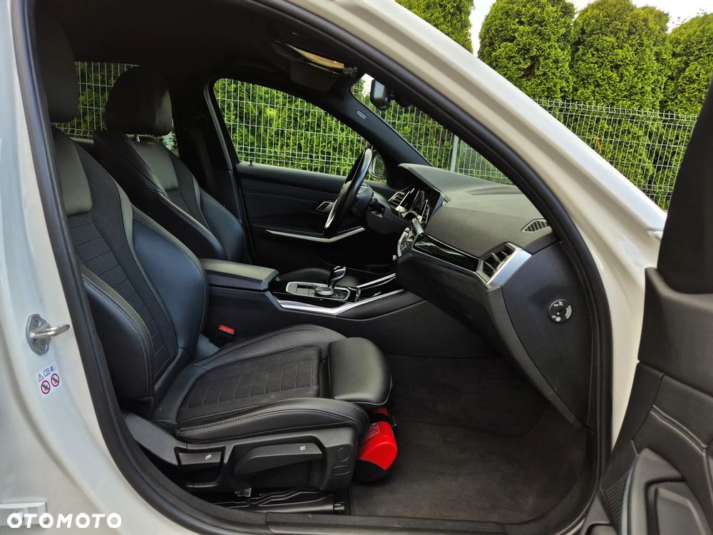 BMW Seria 3 318i Sport Line - 8