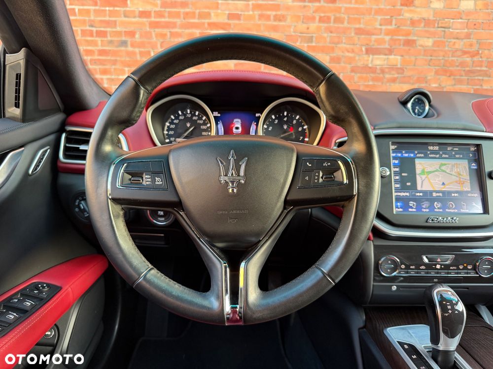 Maserati Ghibli Standard - 15