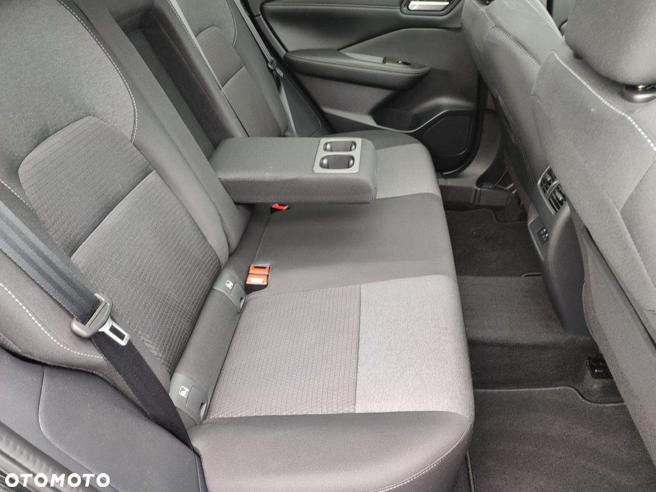 Nissan Qashqai - 11