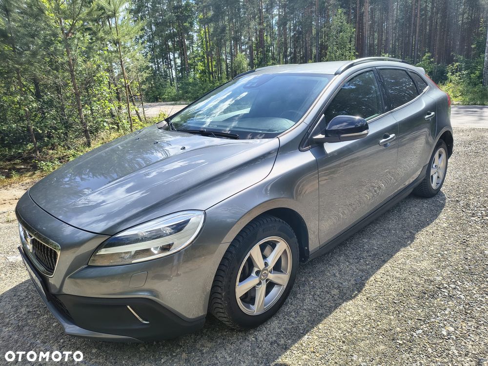 Volvo V40 Cross Country D3 Geartronic Momentum - 4