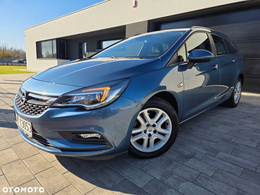 Opel Astra - 1