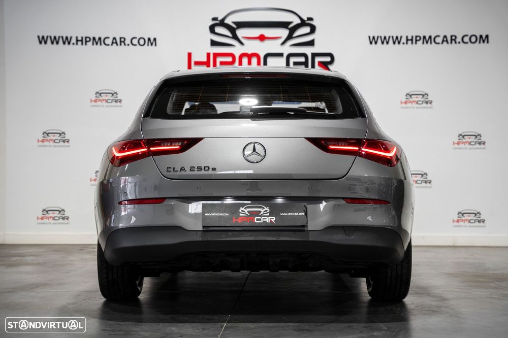 Mercedes-Benz CLA 250 e Shooting Brake Progressive - 8