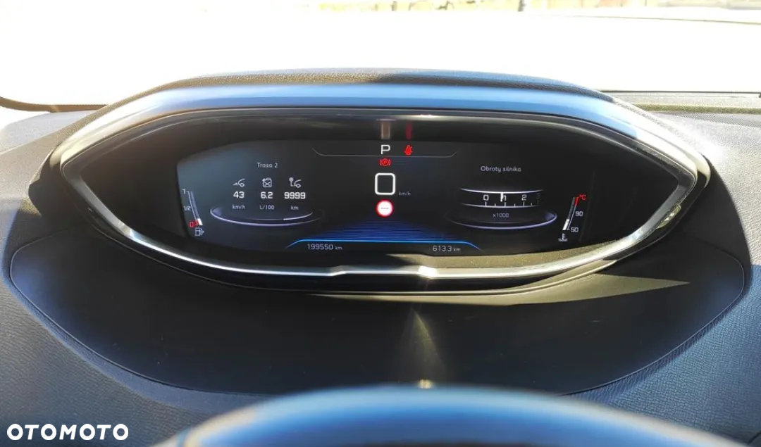 Peugeot 5008 1.5 BlueHDI Allure S&S EAT8 - 14