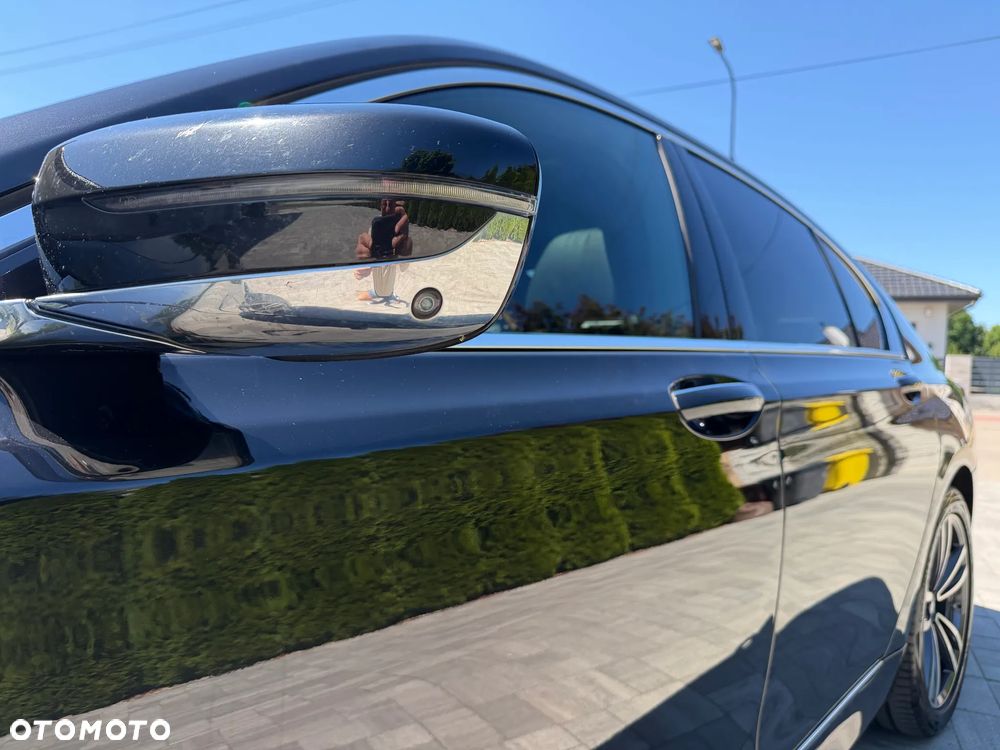 BMW Seria 7 - 23