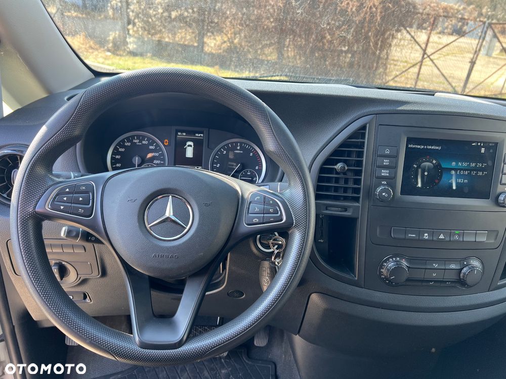 Mercedes-Benz Vito - 22