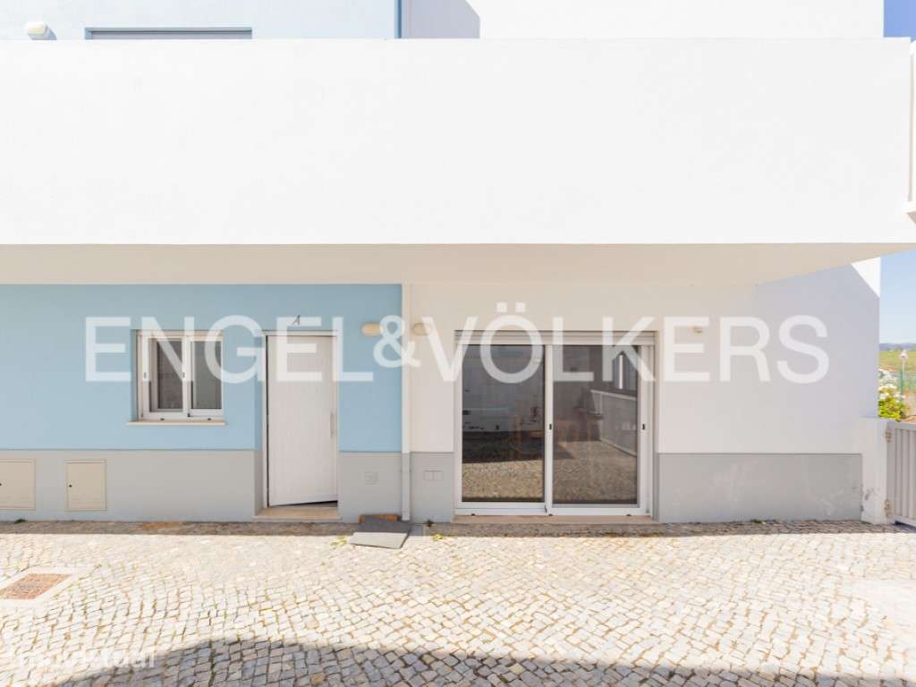 Moradia T2 Moderna em Condomínio com Piscina - Grande imagem: 3/26