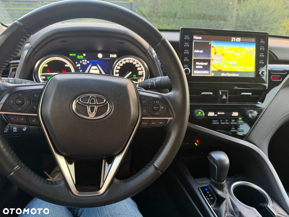 Toyota Camry 2.5 Hybrid Executive CVT - 8