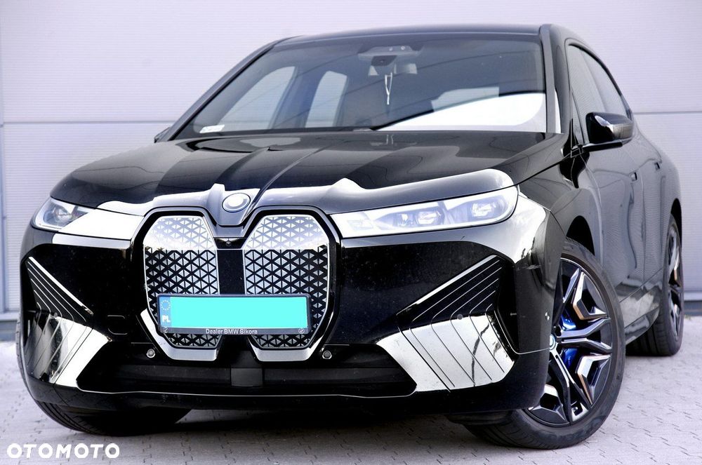 BMW iX xDrive40 76.6kWh Signature - 26