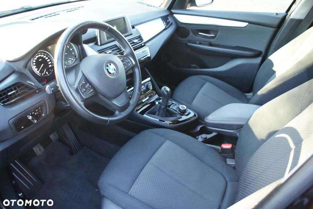 BMW Seria 2 218i Advantage - 5