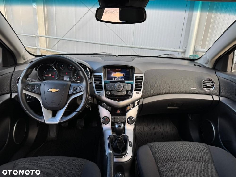 Chevrolet Cruze 1.8 LTZ - 6