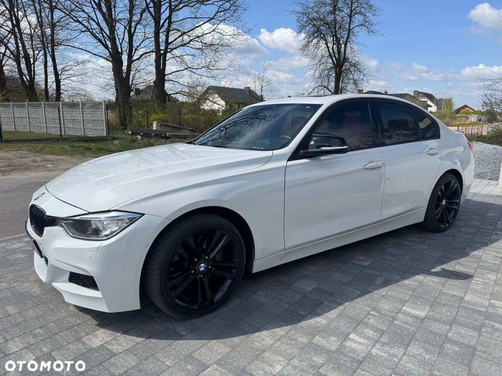 BMW Seria 3 335i xDrive Edition Sport - 5