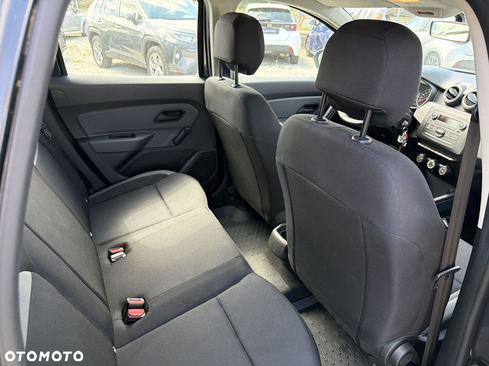 Dacia Duster 1.6 SCe Essential - 10