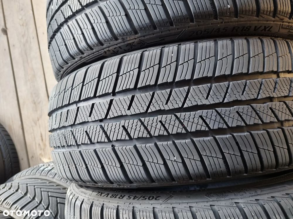 OPONY Barum Polaris 5 205/45r18 90v 2024r 4x7mm super stan - 3