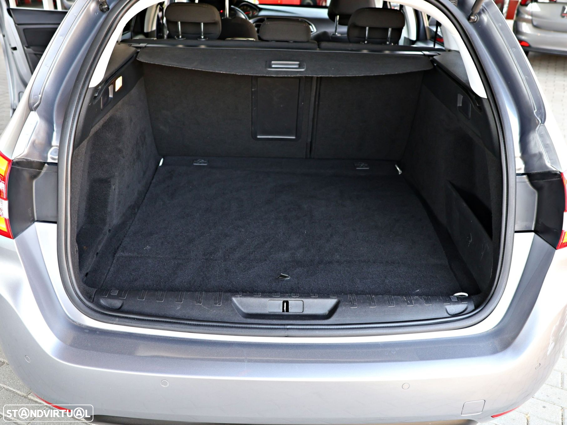 Peugeot 308 SW BlueHDi 120 Stop & Start Active - 35