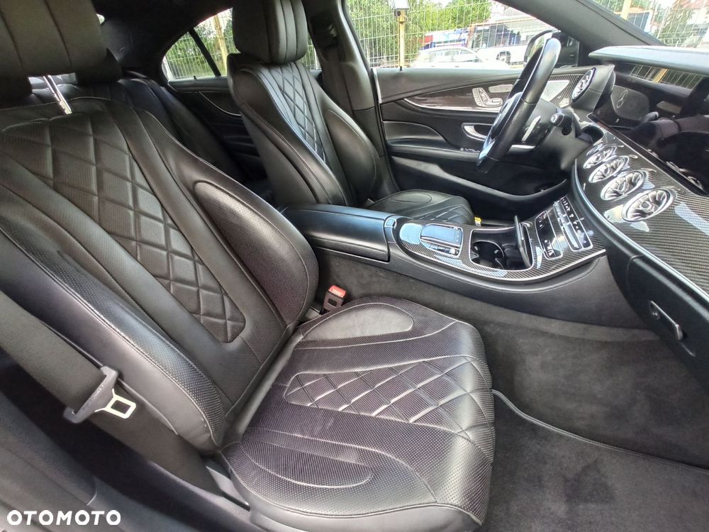 Mercedes-Benz CLS - 9