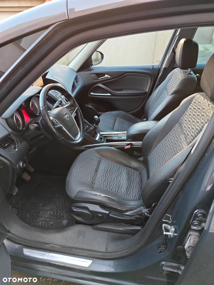 Opel Zafira Tourer 2.0 CDTI Style - 13