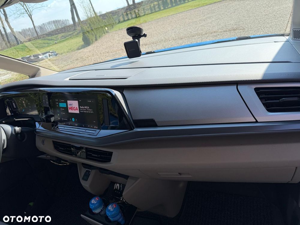 Volkswagen Multivan - 19