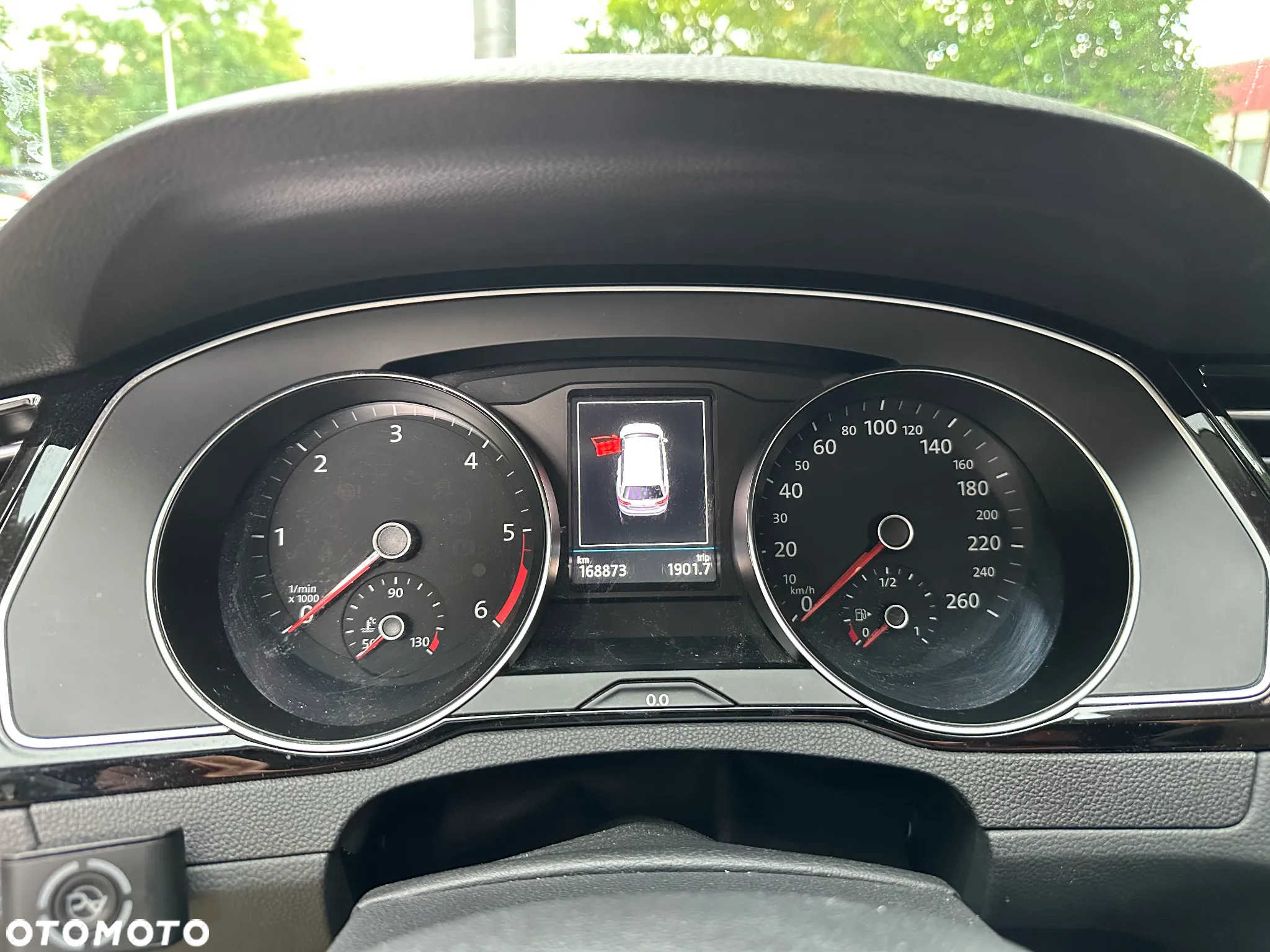 Volkswagen Passat - 5