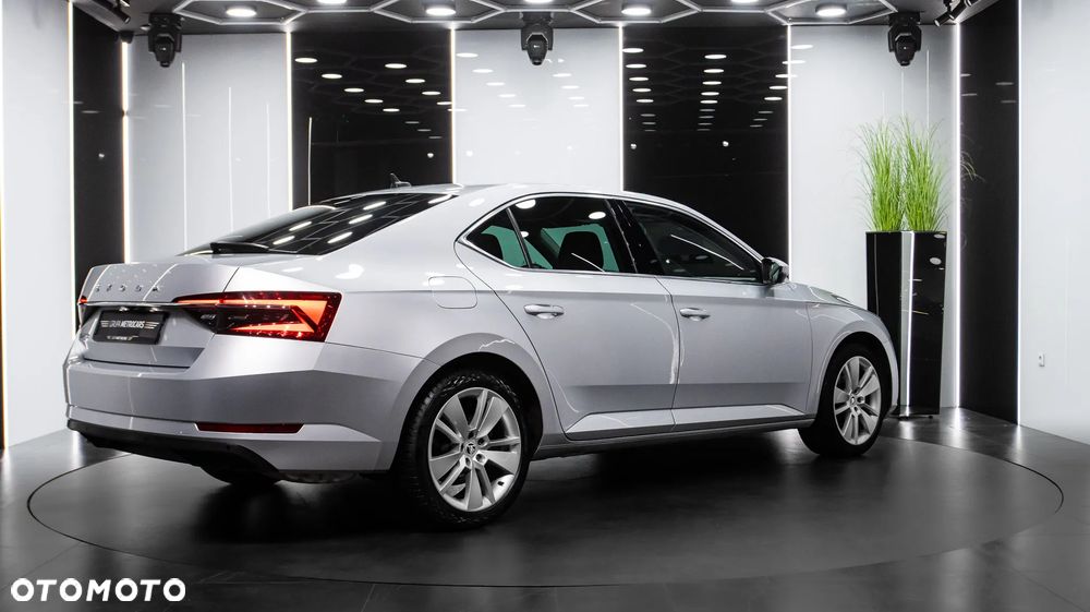 Skoda Superb 2.0 TSI Style DSG - 8