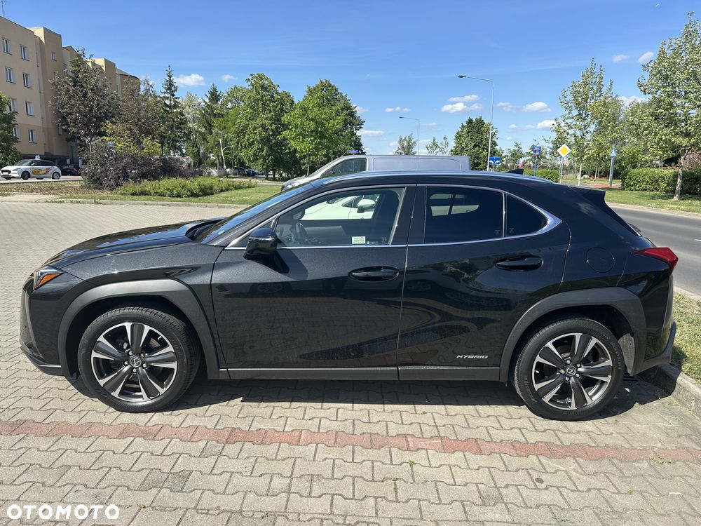 Lexus UX 250h Elegance 2WD - 4