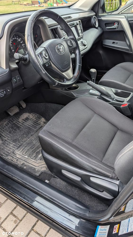 Toyota RAV4 - 9