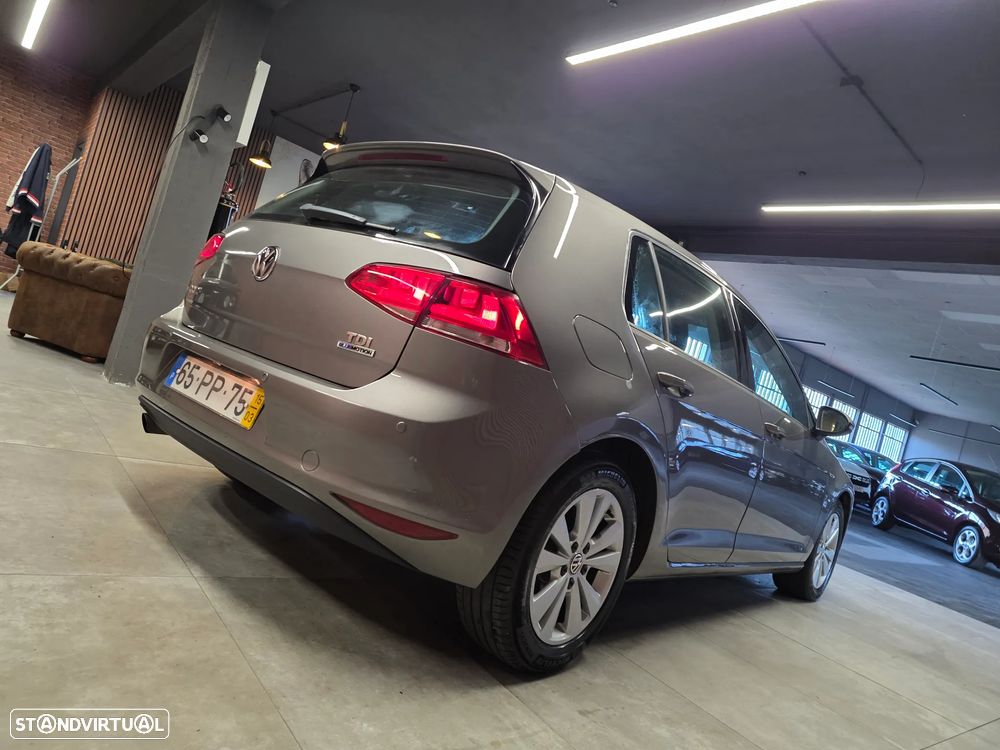 VW Golf 1.6 TDi BlueMotion Trendline - 9