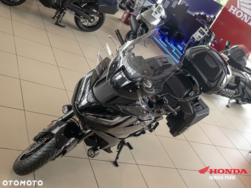 Honda NT - 23