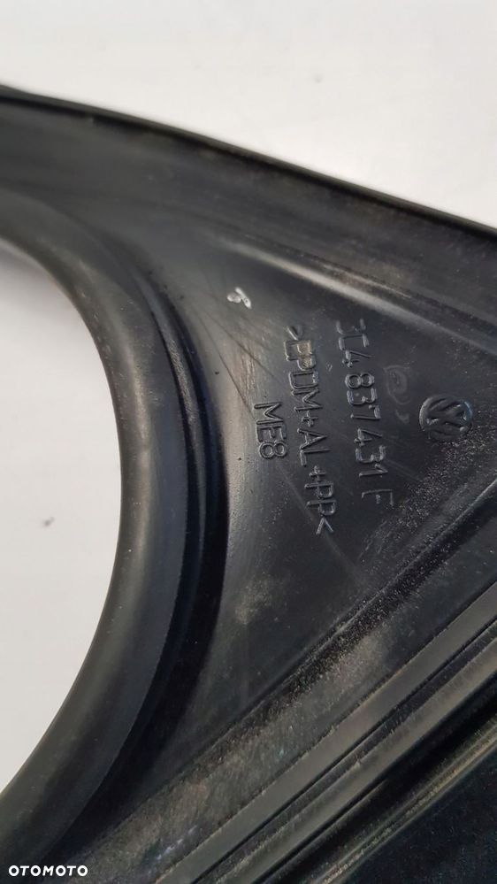 listwa drzwi lewy przód VW Passat B7 - 13