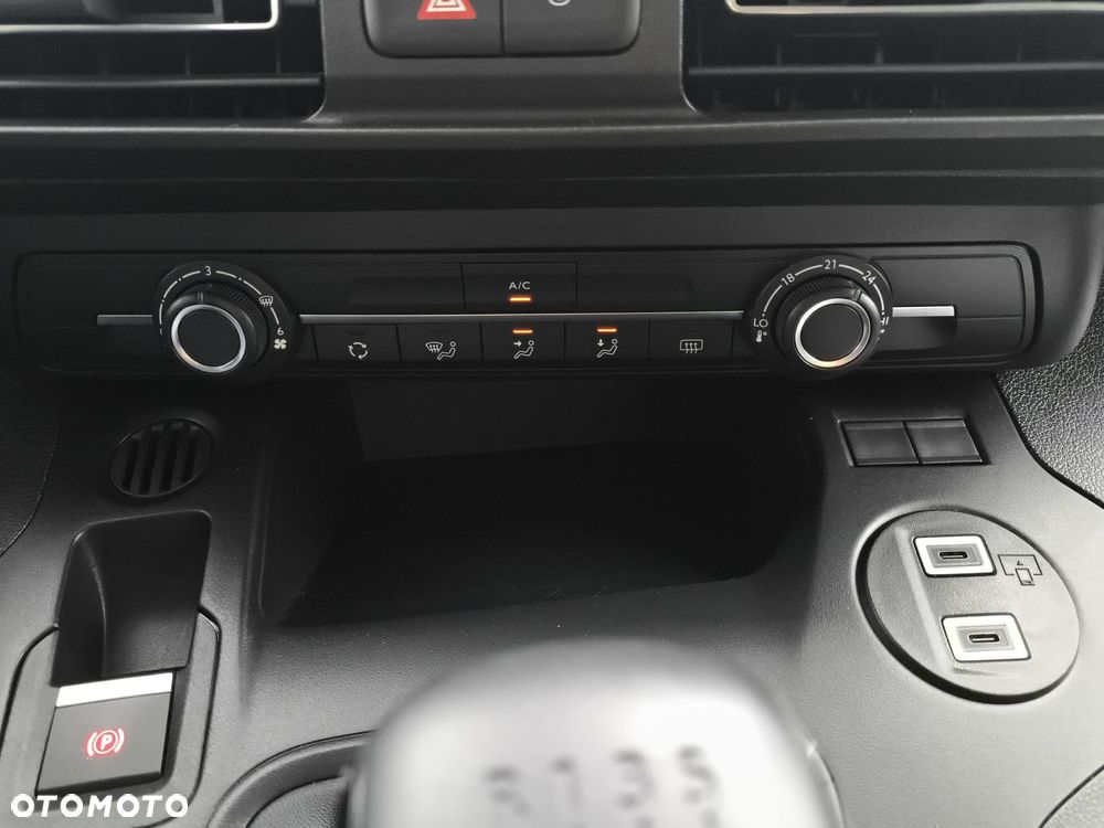 Toyota Proace City Verso Long 1.5 D-4D Business - 19