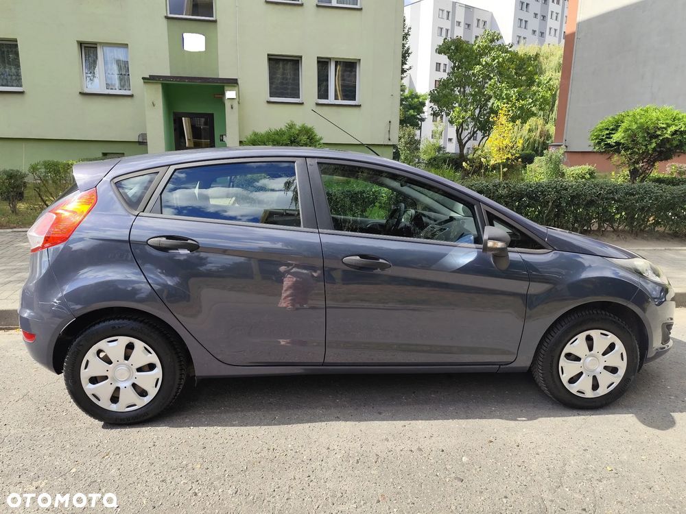 Ford Fiesta 1.25 Ambiente EU5 - 9
