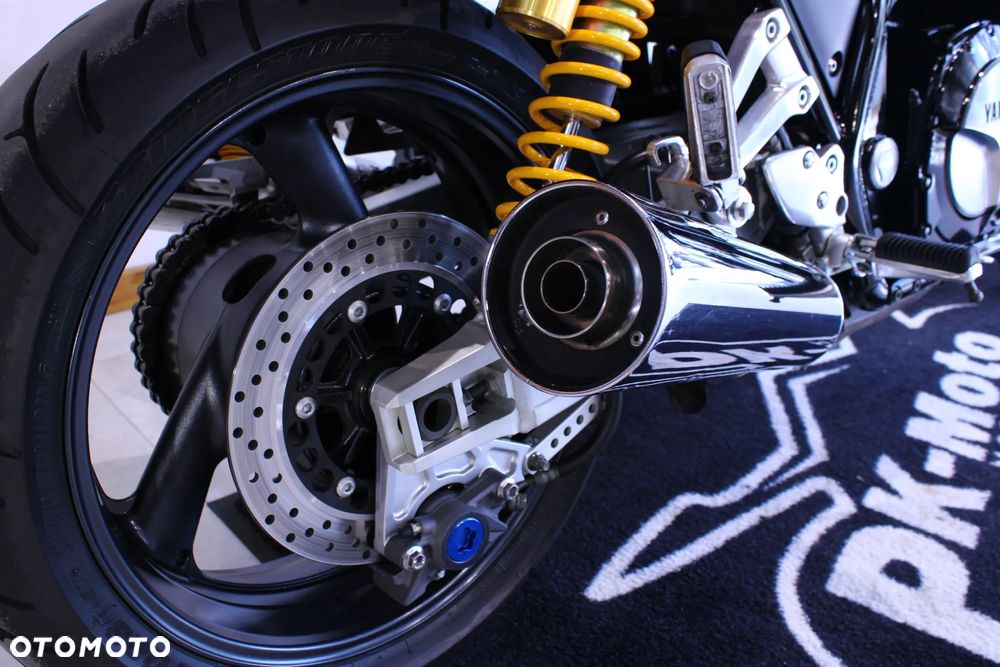 Yamaha XJR - 33