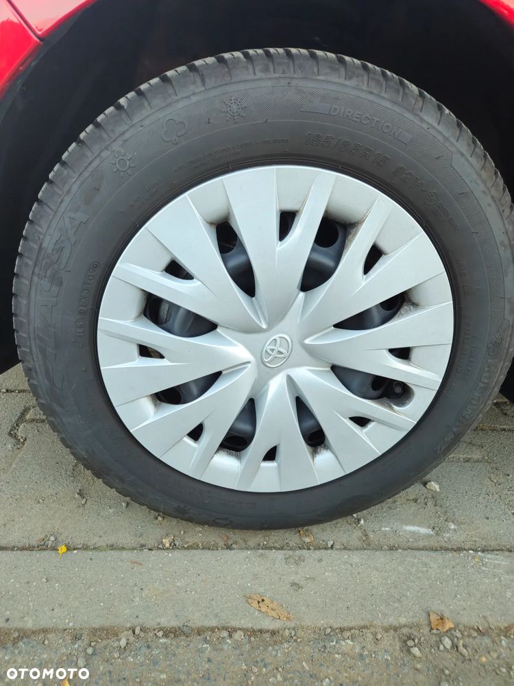 Toyota Yaris 1.5 Comfort - 17