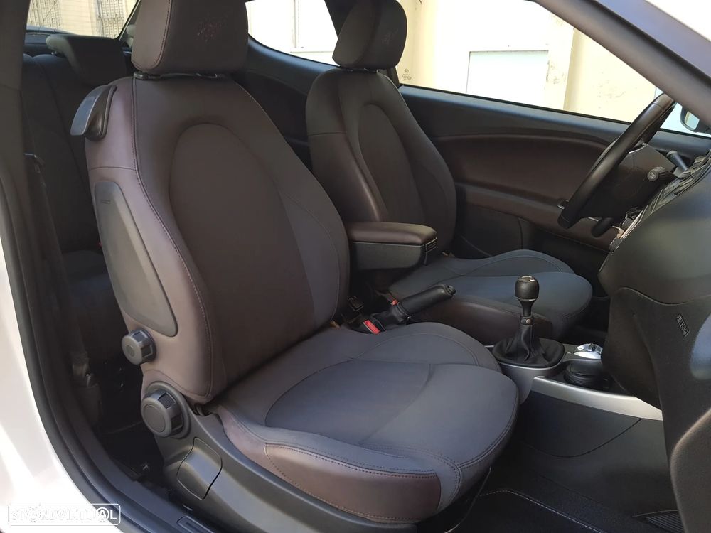 Alfa Romeo MiTo 1.3 JTD Progression S&S - 37